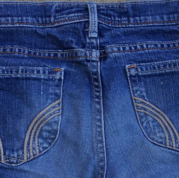 Hollister Jean Shorts - Picture 3 of 4